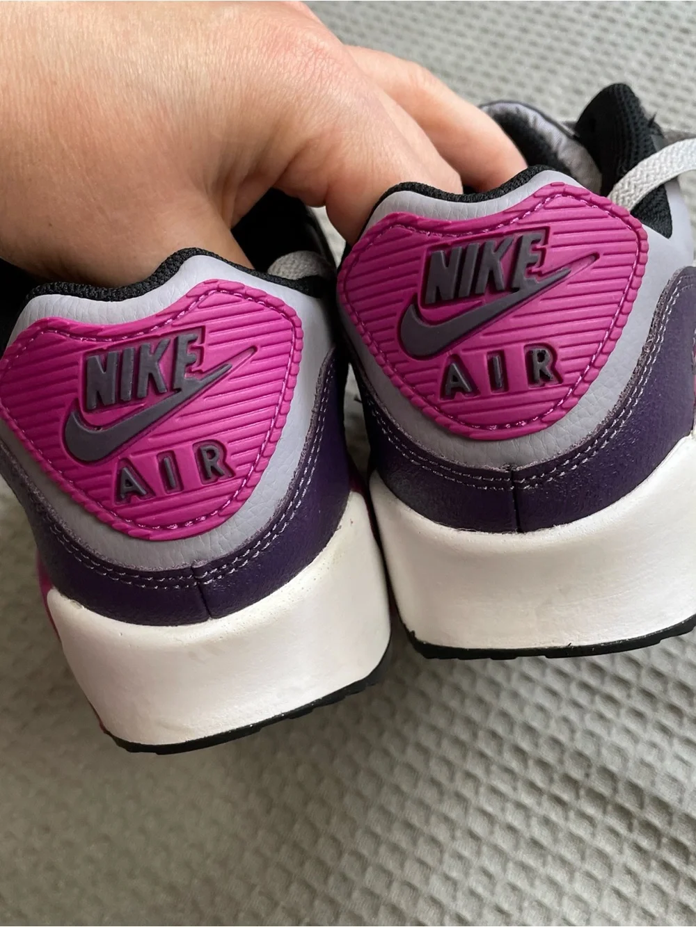 Kids Nike Air Max 90 Sneakers Shoes Gray Purple Black 6.5 Youth 6.5Y